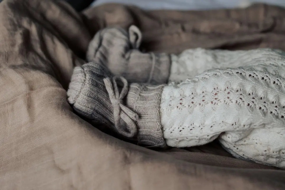 Merinowol & Cashmere Newborn Slofjes Sand - Moalie