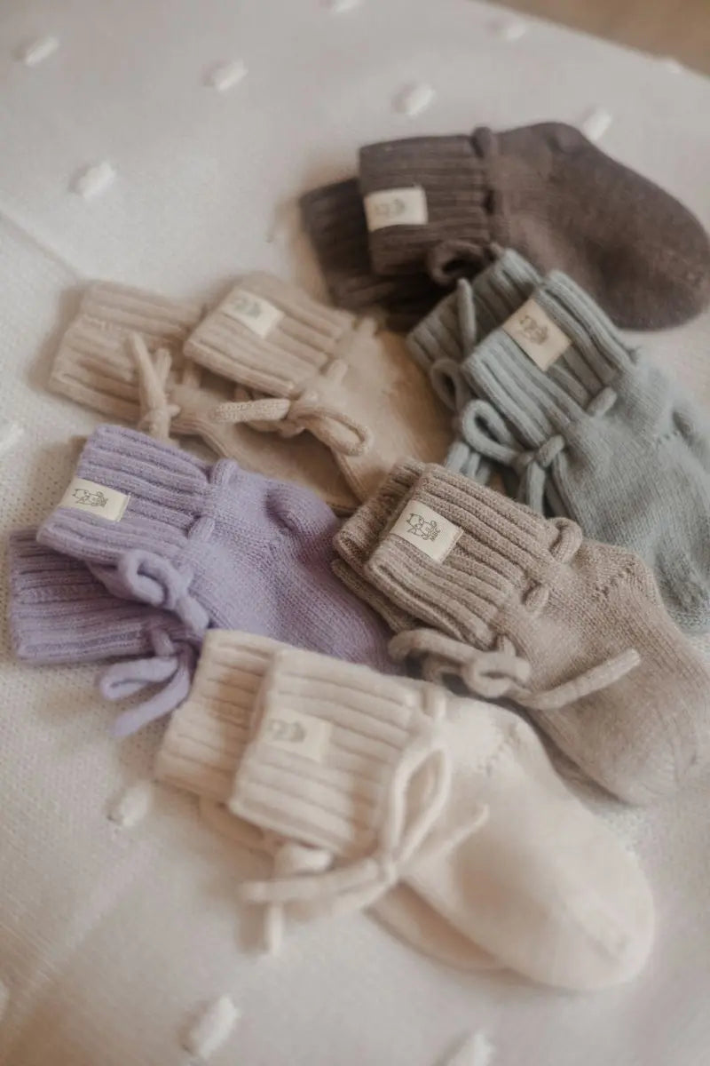 Merino wollen baby slofjes Mokka - Moalie