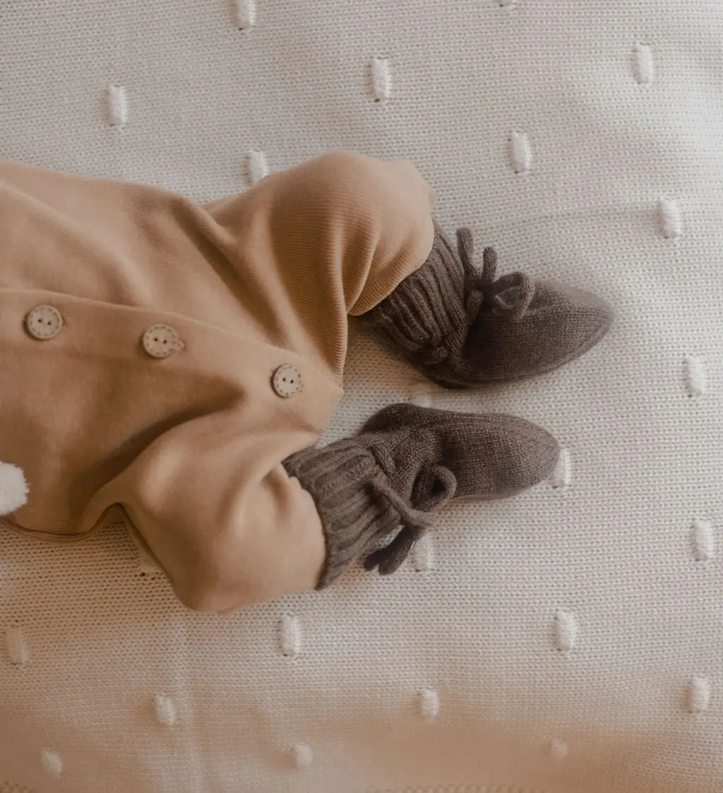 Merino wollen baby slofjes Mokka - Moalie