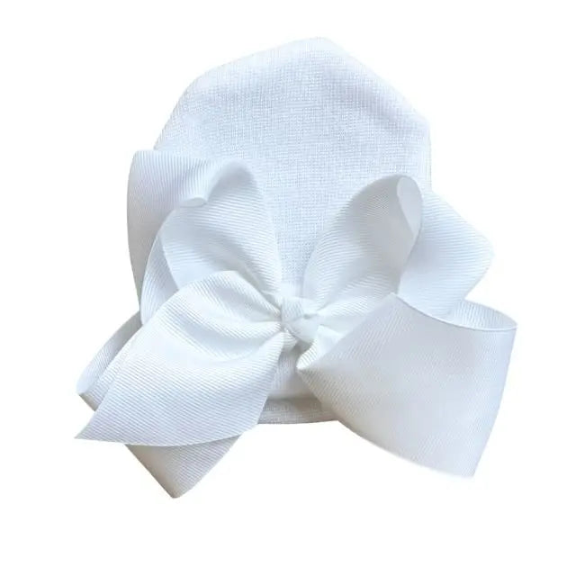 Newborn Mutsje Wit met strik - Moalie
