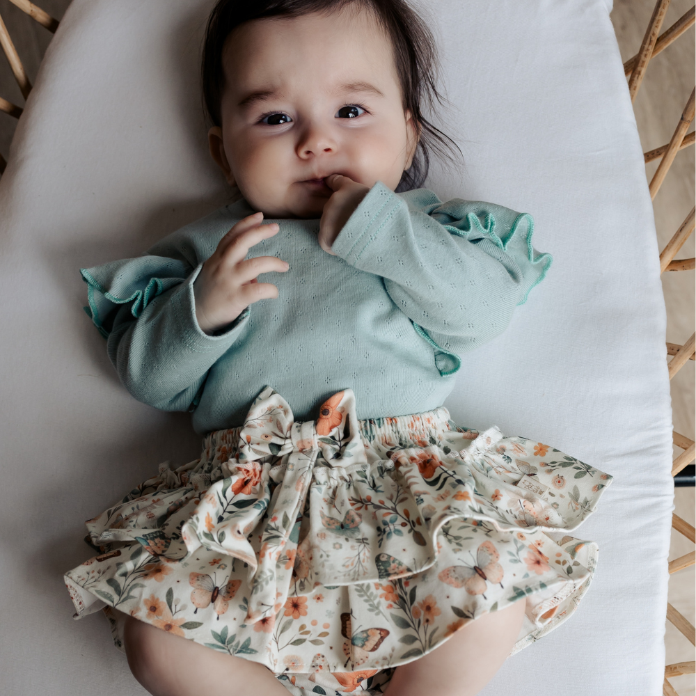 Zomertrends 2025: luchtige en duurzame outfits voor baby's en peuters
