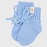 Licht blauwe baby slofjes van merinowol en cashmere 