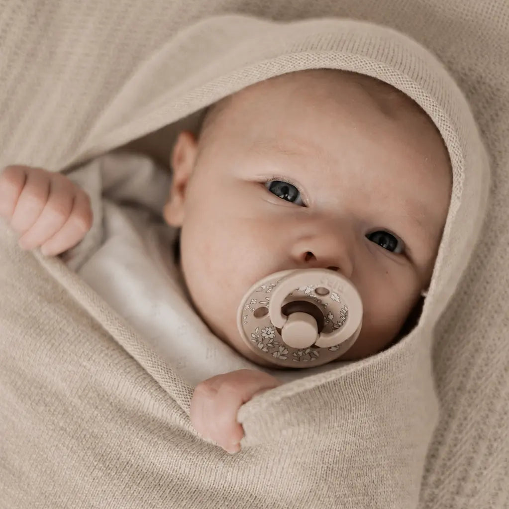 Baby cocoon merinowol en cashmere Snuggle Sand
