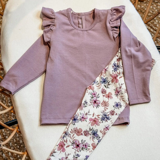 Kleidungsset für Mädchen lila und geblümt 