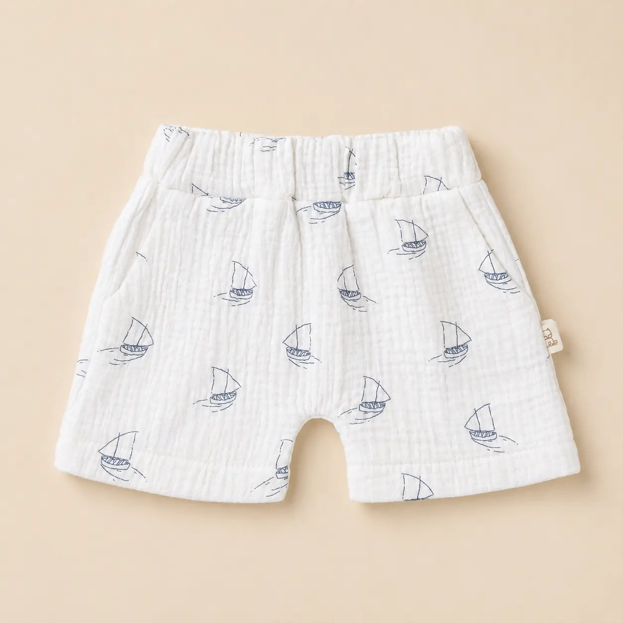 Mousseline short met zeilboot print 