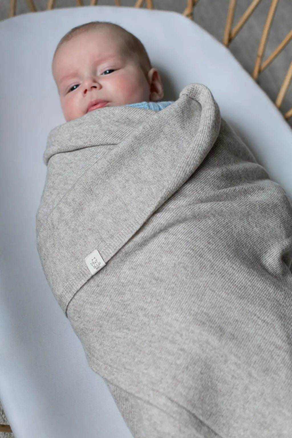 Zandkleurige deken van merinowol en cashmere voor baby's