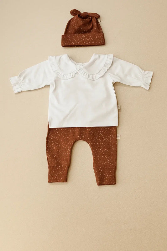 Handgemaakt Newborn Setje “Little Terra” – 3-delig in biologisch katoen (maat 50/56)