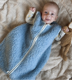 blauwe merinowollen baby slaapzak 