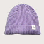 Grof gebreid mutsje van 100% merinowol in lila (Lavender) met omgeslagen boord
